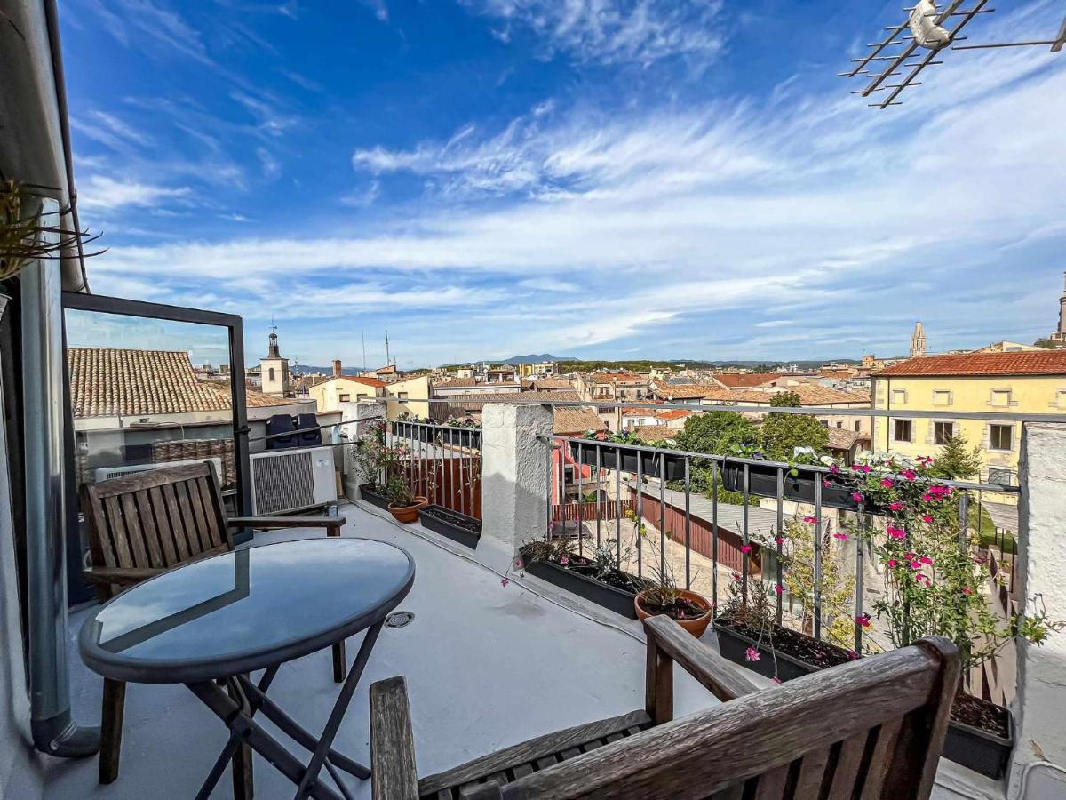 Romantic Duplex With Terrace And Great Views Girona Zewnętrze zdjęcie