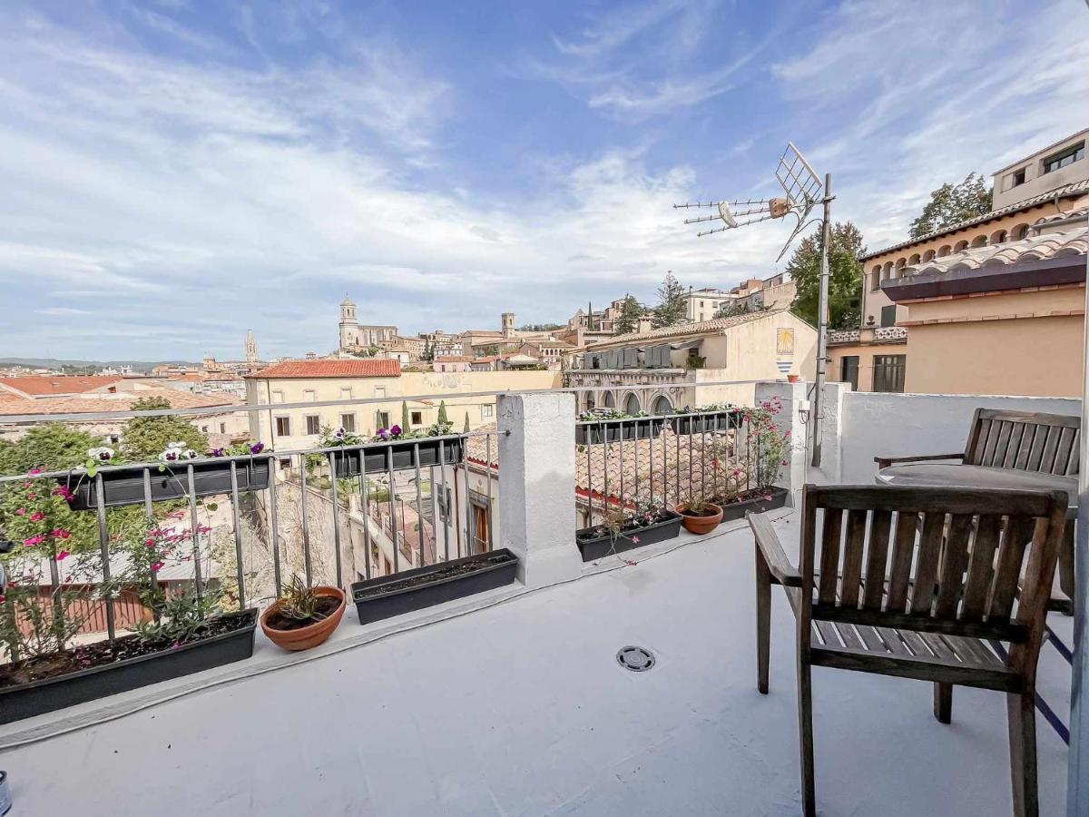 Romantic Duplex With Terrace And Great Views Girona Zewnętrze zdjęcie
