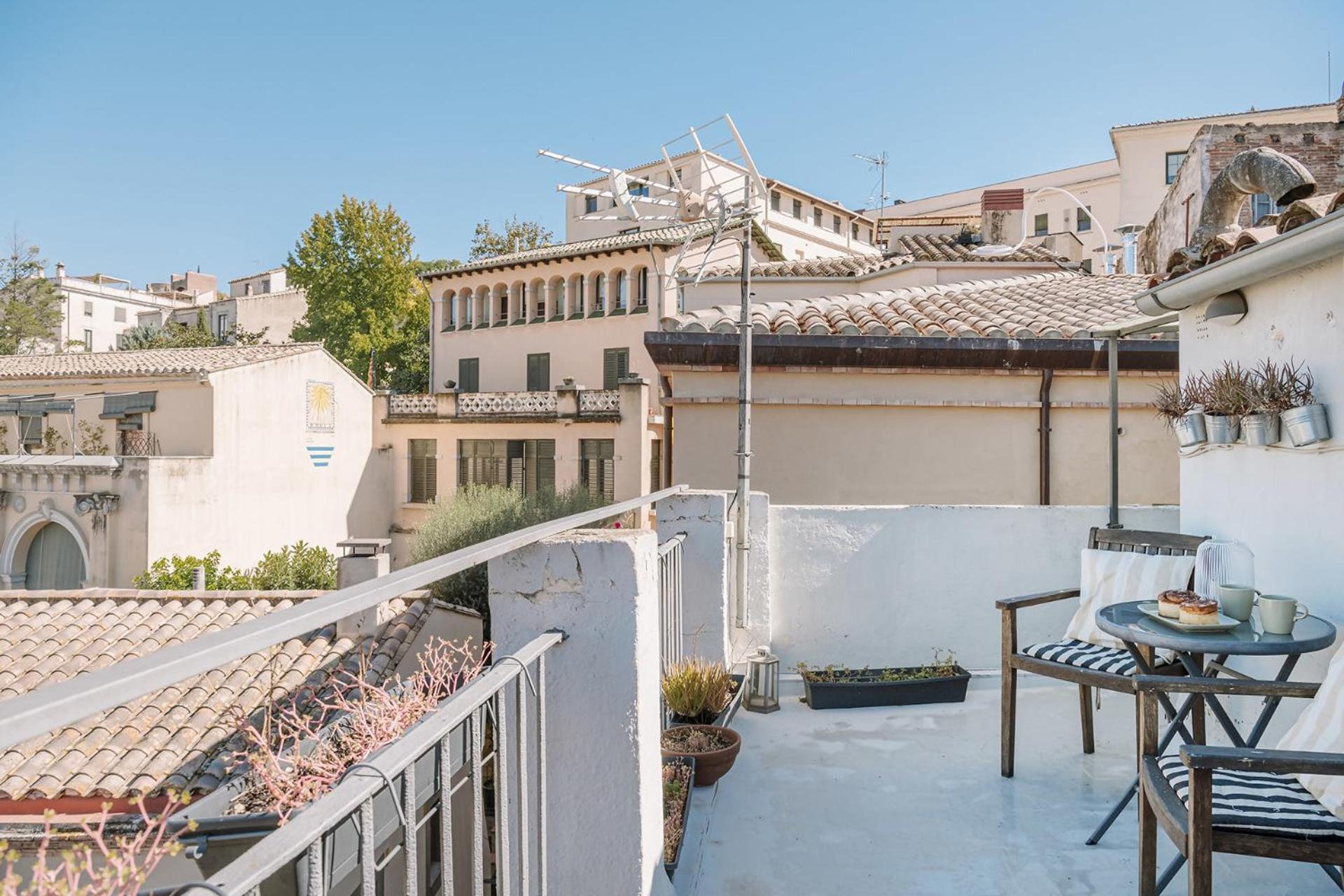 Romantic Duplex With Terrace And Great Views Girona Zewnętrze zdjęcie